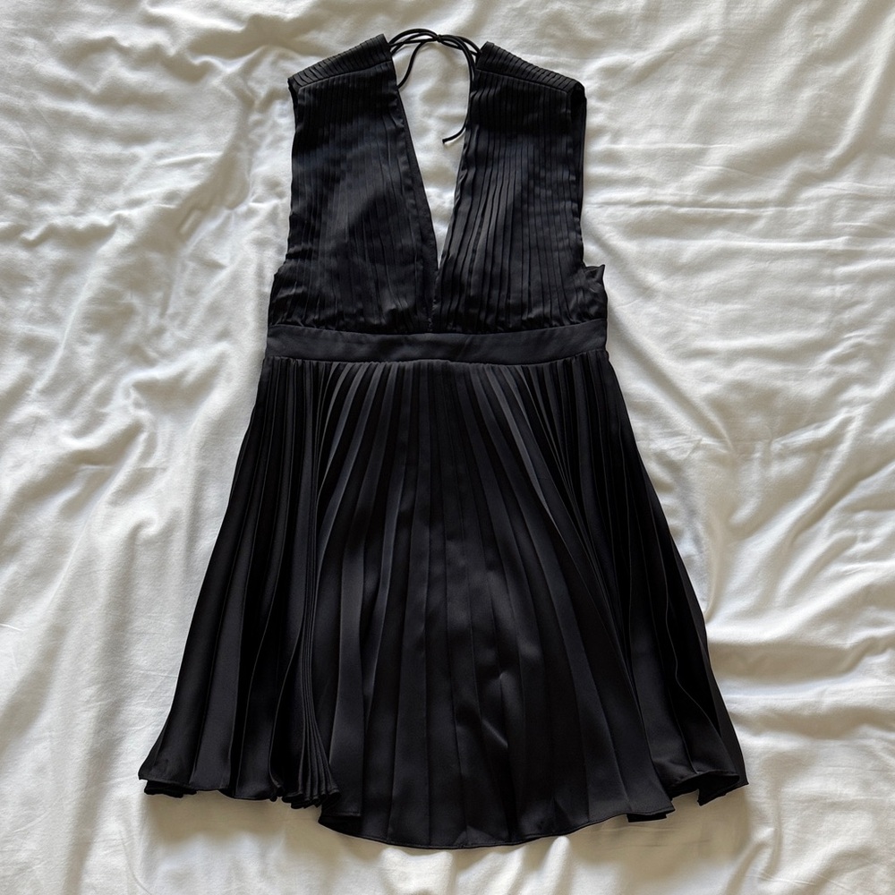 Abercrombie- Black Pleated Dress